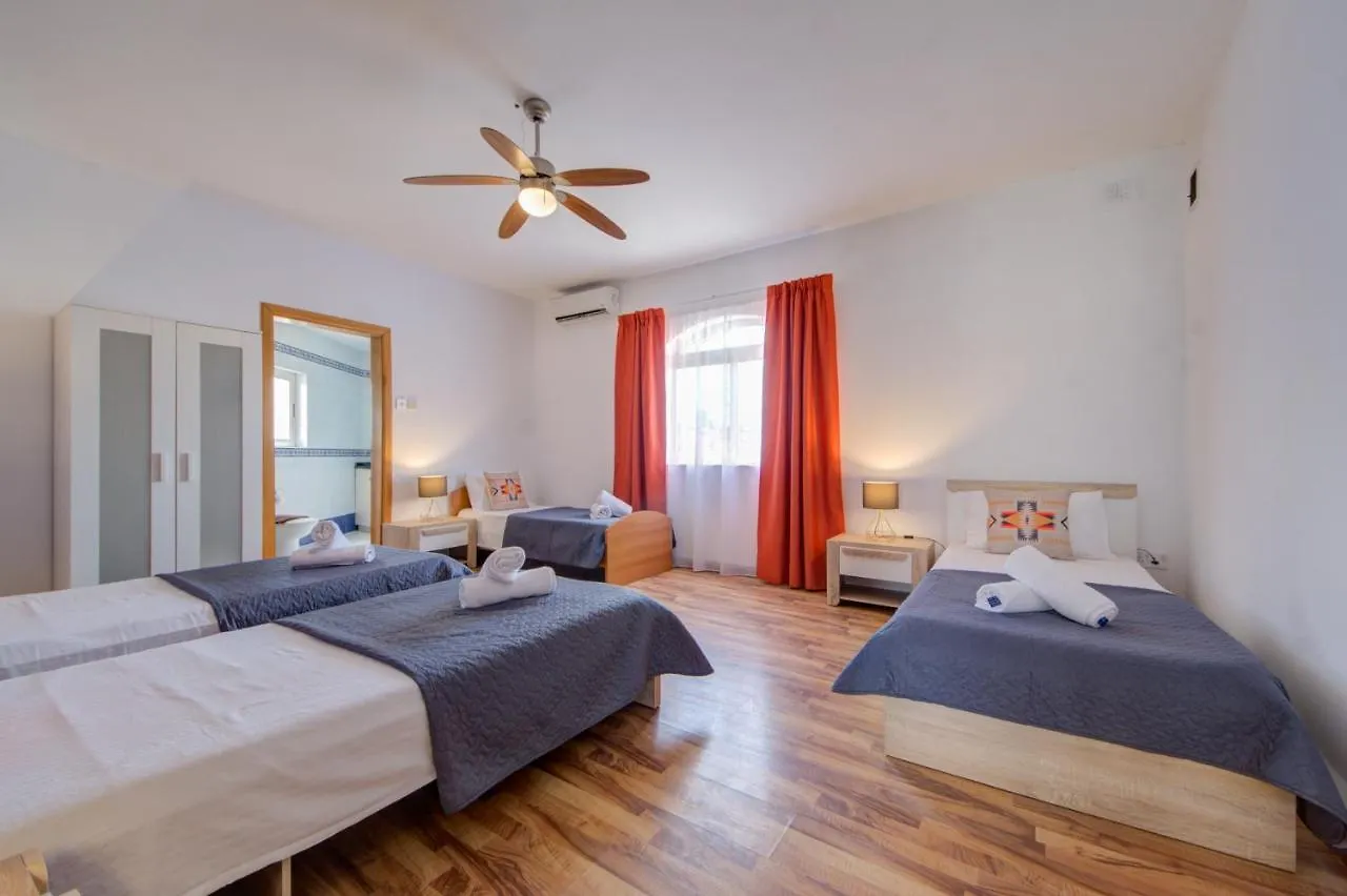Spacious 4 Bedroom Villa In The Heart Of St Julians By Shortletsmalta Saint Julian's 0*,  马耳他